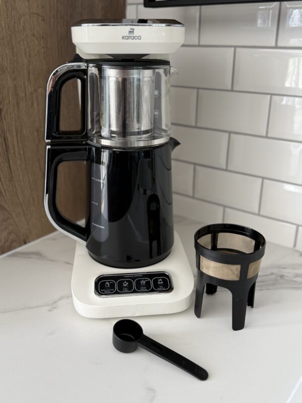 Théière Bouilloire et cafetière filtre Karaca Caysever Robotea Pro 4 en 1 automatique parlant
,  beige & Noir